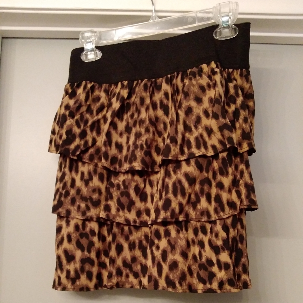 Torrid Short Tiered Leopard Skirt